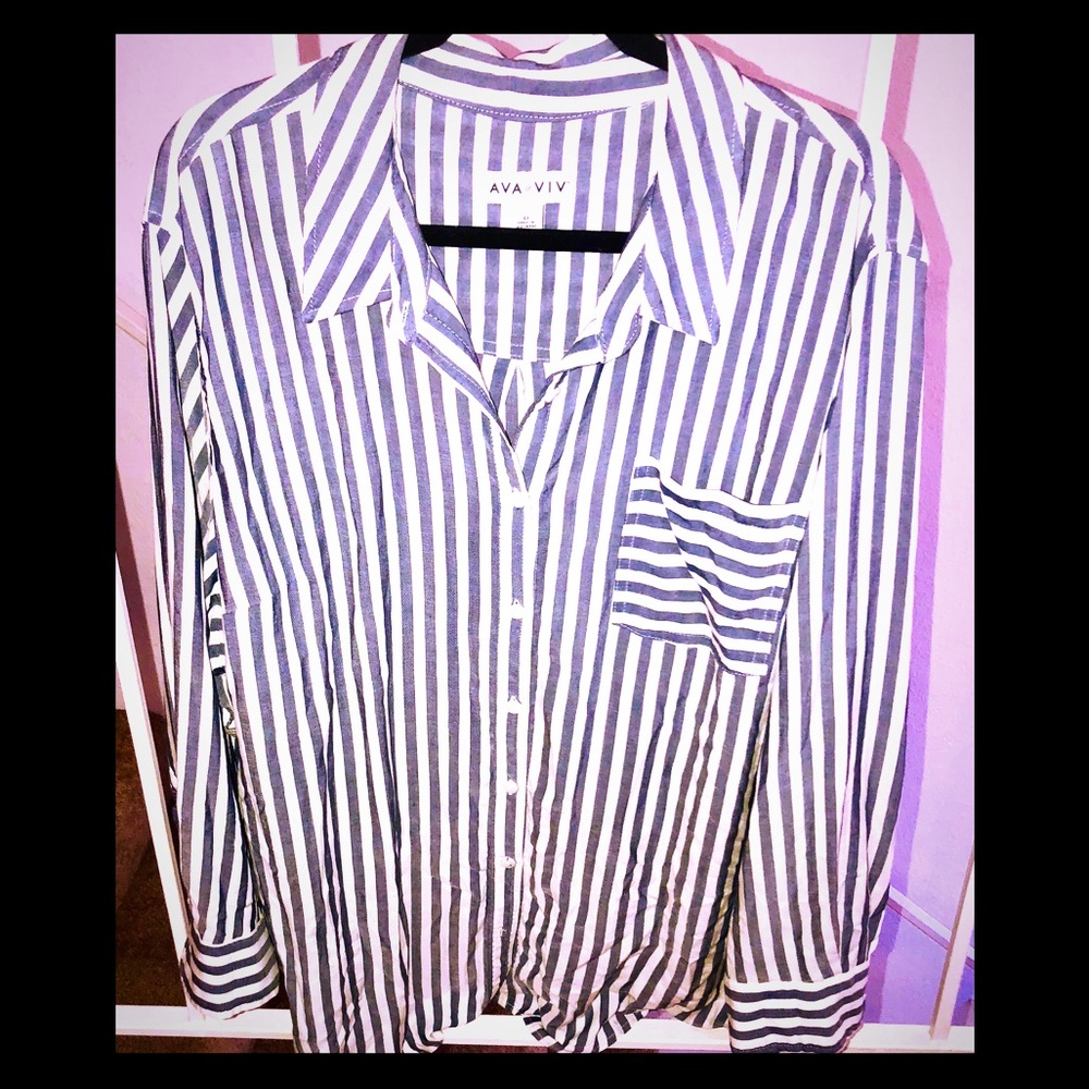 Breezy pinstripe button up. Perfect w bf jeans!